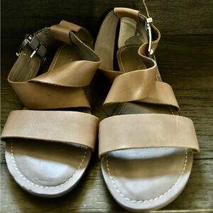 Size 8.5 Franco Sarto Muted Brown Leather Gladiator Sandals